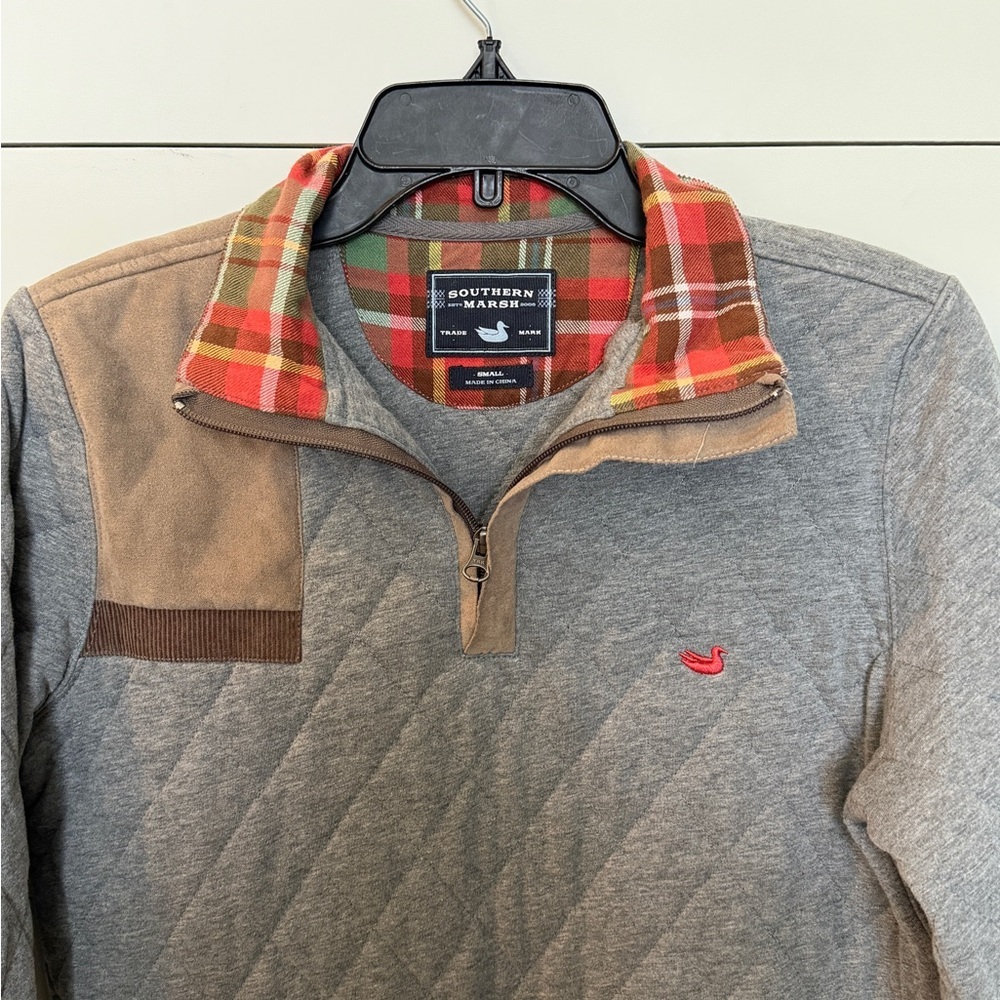 Southern Marsh Gray Quilted Pullover with Tan Suede Detail size Sm - Picture 4 of 7
